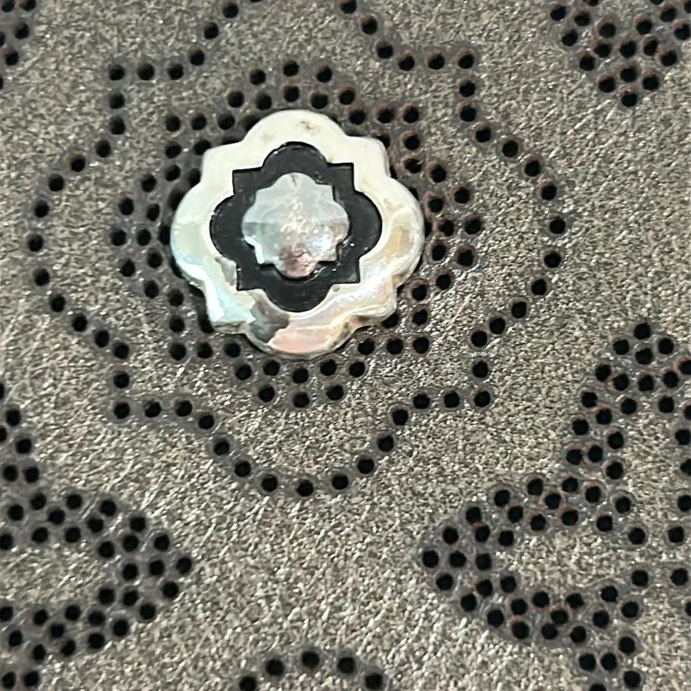 Brighton Octavia Perf Double Zip Tech Wallet Wristlet Pewter Leather Arabesque